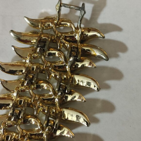 Amerique Two Tone Gold Silver Leaf Motif Vintage Bracelet Clip On Earrings Set - Picture 3 of 16